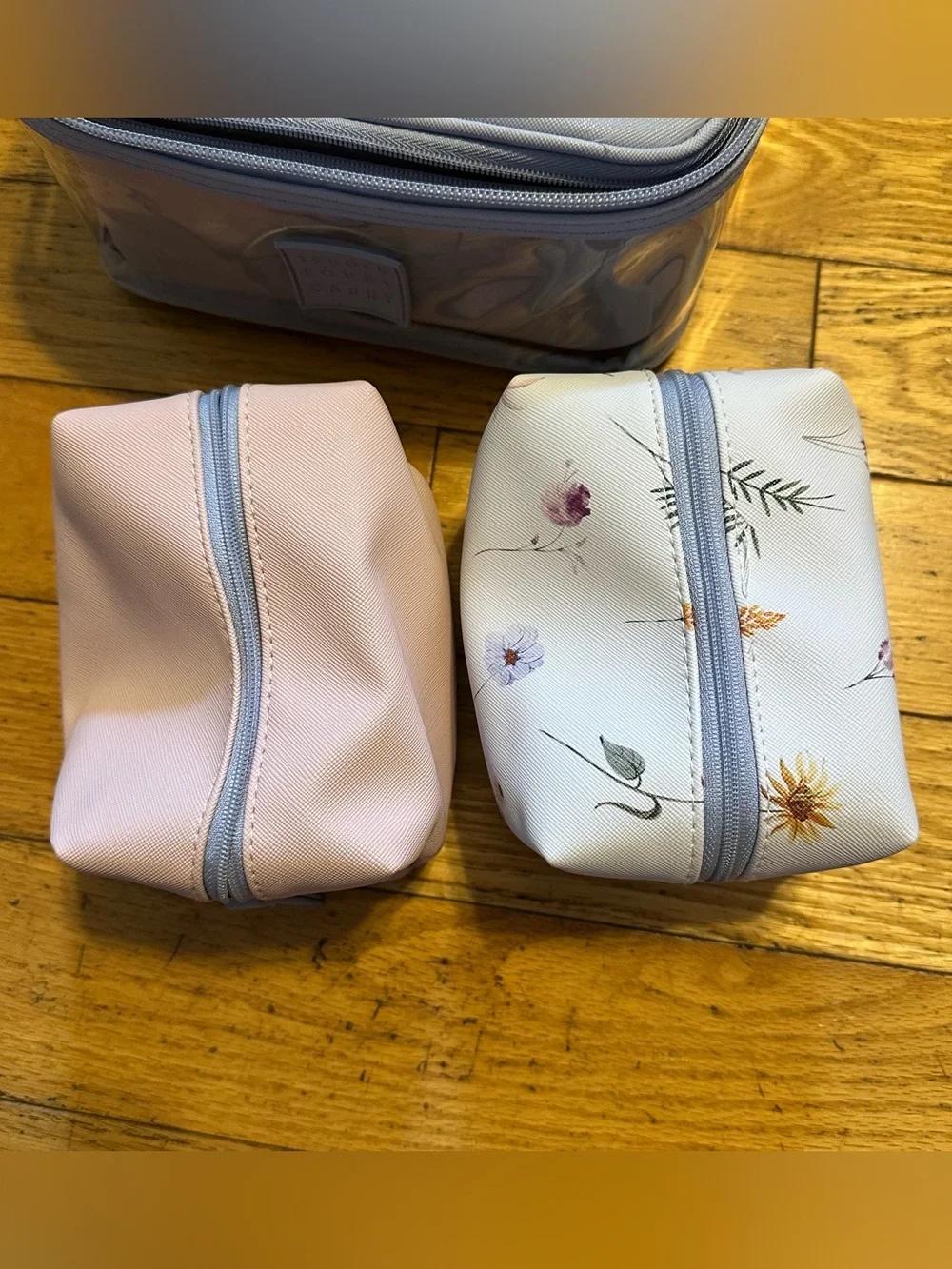 Clear Cosmetic Organizer Bag - Light purple